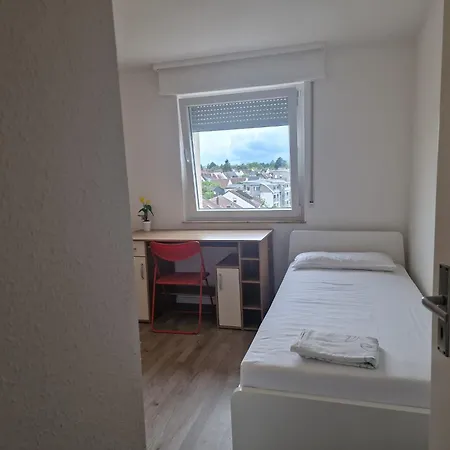 Guests * Ludwigsbourg